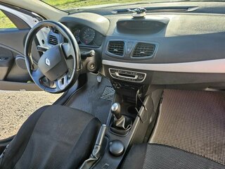 2012 Renault Fluence I, белый, 660000 рублей, вид 4