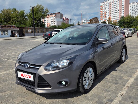 2011 Ford Focus III, серый, 700000 рублей