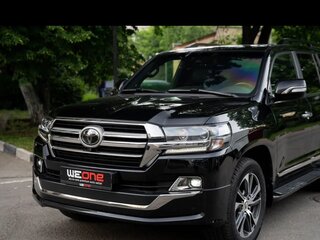 2020 Toyota Land Cruiser 200 Series Рестайлинг 2, чёрный, 10500000 рублей, вид 1