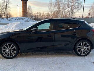 2018 Mazda Axela III Рестайлинг, чёрный, 1300000 рублей, вид 2