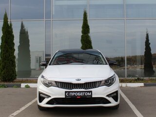 2019 Kia Optima IV Рестайлинг, белый, 1940000 рублей, вид 2