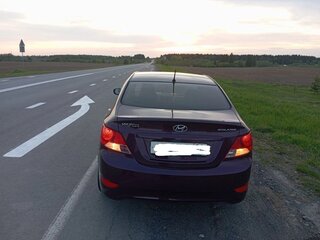 2011 Hyundai Solaris I, фиолетовый, 720000 рублей, вид 2