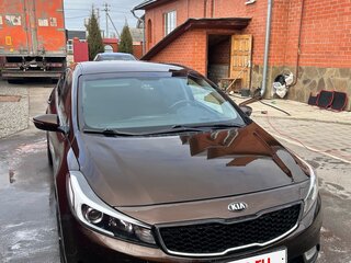 2018 Kia Cerato III Рестайлинг (Classic), коричневый, 1300000 рублей, вид 2