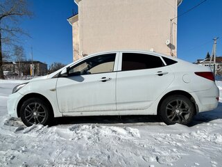2011 Hyundai Solaris I, белый, 525000 рублей, вид 5