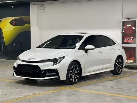 2023 Toyota Corolla Sporty XII (E210) Рестайлинг, белый, 1535000 рублей, вид 1
