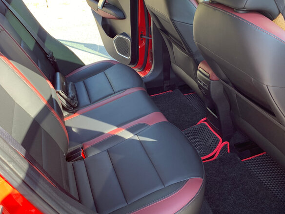 2020 Geely Coolray I, красный, 1870000 рублей - вид 25