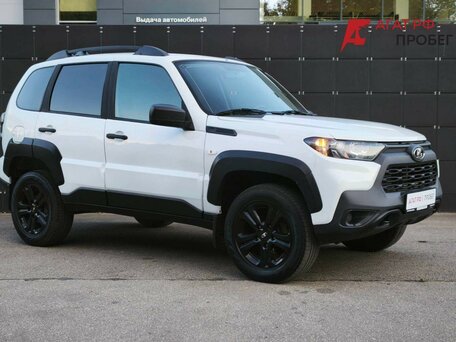 2024 Lada (ВАЗ) Niva Travel I, белый, 1123000 рублей, вид 3