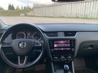 2017 Skoda Octavia III (A7) Рестайлинг, серый, 1480000 рублей, вид 3