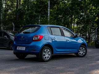 2015 Renault Sandero II, синий, 656000 рублей, вид 2