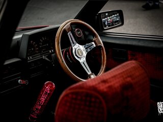 1985 Nissan Skyline VI (R30), красный, 1500000 рублей, вид 3