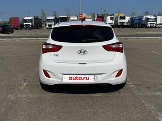 2013 Hyundai i30 II, белый, 1180000 рублей, вид 4