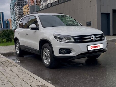 2013 Volkswagen Tiguan I Рестайлинг, белый, 1990000 рублей, вид 3