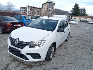 2019 Renault Logan II Рестайлинг, белый, 550000 рублей, вид 2