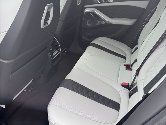 2024 BMW X6 M Competition III (F96) Рестайлинг, зелёный, 15000000 рублей - вид 13