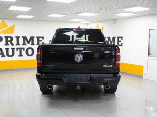 2022 Ram 1500 Crew Cab V, чёрный, 7999000 рублей, вид 5