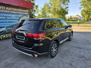 2018 Mitsubishi Outlander III Рестайлинг 2, чёрный, 1770000 рублей, вид 5