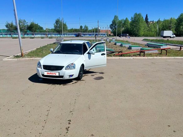 2014 Lada (ВАЗ) Priora I Рестайлинг, белый, 550000 рублей - вид 17