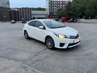 2014 Toyota Corolla XI (E160, E170, E180), белый, 1145000 рублей, вид 1