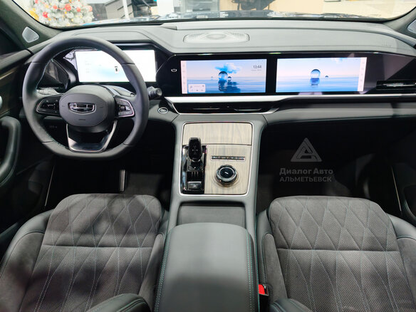 2026 Geely Monjaro I, серый, 4954990 рублей - вид 9
