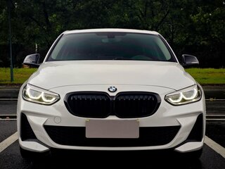 2021 BMW 1 серии 120i III (F52) Рестайлинг, белый, 1520000 рублей, вид 2