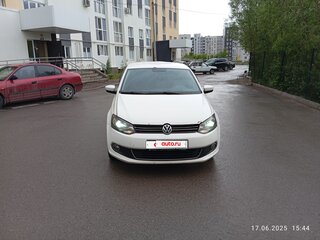 2013 Volkswagen Polo V, белый, 410000 рублей, вид 1