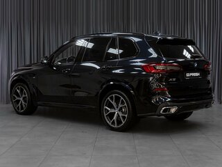 2019 BMW X5 40i IV (G05/G18), чёрный, 6890000 рублей, вид 2