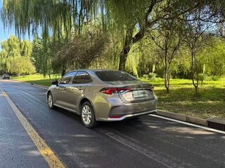 2023 Toyota Corolla Sporty XII (E210) Рестайлинг, серебристый, 1211000 рублей, вид 5