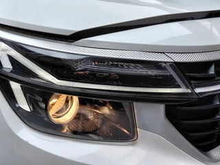 2023 Kia Seltos I Рестайлинг, белый, 1800000 рублей, вид 3