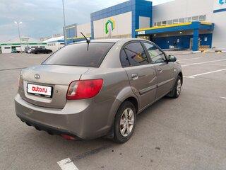2011 Kia Rio II Рестайлинг, серебристый, 460000 рублей, вид 4