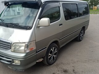 2003 Toyota HiAce H100, серебристый, 555000 рублей, вид 2
