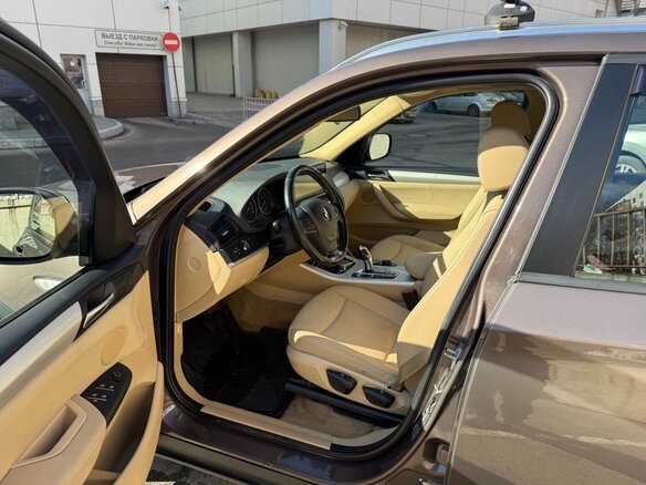 2013 BMW X3 20i xDrive II (F25), коричневый, 1245000 рублей - вид 8