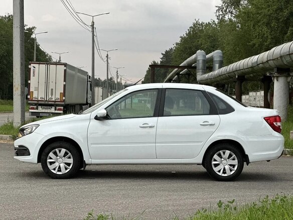 2023 Lada (ВАЗ) Granta I Рестайлинг, белый - вид 9