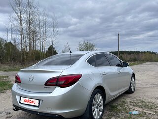 2012 Opel Astra J Рестайлинг, серебристый, 570000 рублей, вид 4