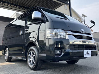 2023 Toyota HiAce H200 Рестайлинг, чёрный, 4654000 рублей, вид 1