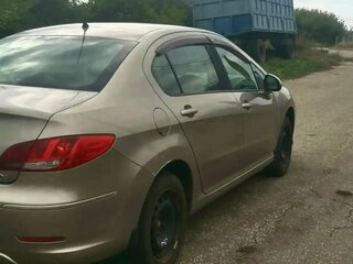 2012 Peugeot 408 I, бежевый, 650000 рублей, вид 3
