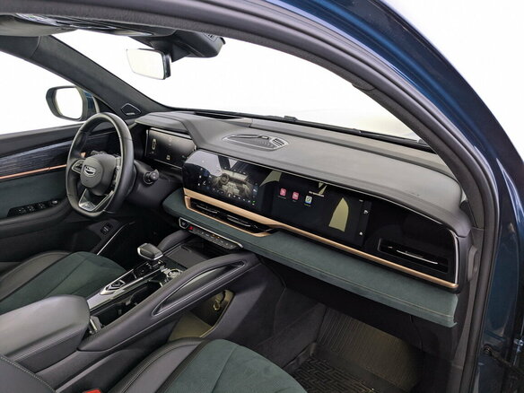 2024 Geely Monjaro I, синий, 3280000 рублей - вид 10