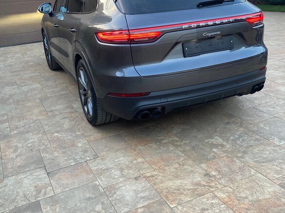 2020 Porsche Cayenne III, серый, 8200000 рублей - вид 5