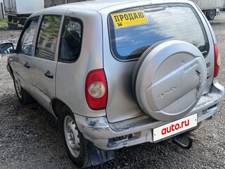 2006 Chevrolet Niva I, серебристый, 275000 рублей, вид 4