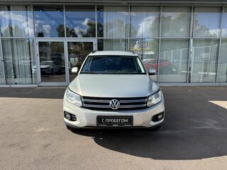 2014 Volkswagen Tiguan I Рестайлинг, серебристый, 1380000 рублей, вид 2
