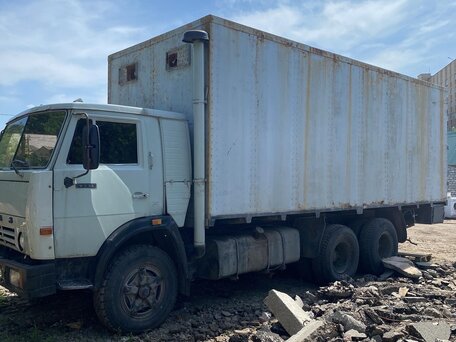 1989 КамАЗ 53228, серебристый, 380000 рублей, вид 2