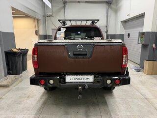2010 Nissan Navara (Frontier) III (D40) Рестайлинг, коричневый, 1479000 рублей, вид 5
