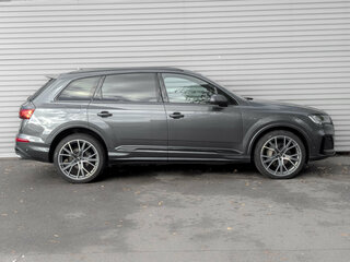 2021 Audi Q7 45 TDI II (4M) Рестайлинг, серый, 6200000 рублей, вид 4