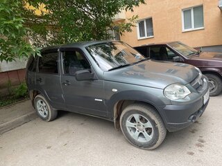2011 Chevrolet Niva I Рестайлинг, серый, 600000 рублей, вид 2
