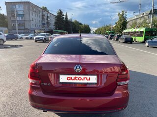 2016 Volkswagen Polo V Рестайлинг, красный, 1000000 рублей, вид 5