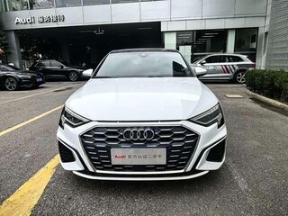 2021 Audi A3 Sportback 35 TFSI IV (8Y), белый, 1630000 рублей, вид 4