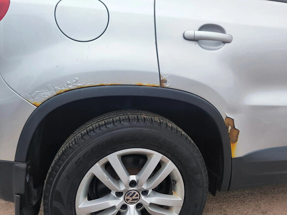 2011 Volkswagen Tiguan I Рестайлинг, серебристый, 900000 рублей - вид 9
