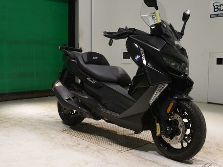2023 BMW C 400 GT, чёрный, 677000 рублей, вид 3