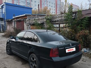 1998 Volkswagen Passat B5, зелёный, 380000 рублей, вид 4