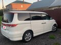 2010 Honda Elysion I Рестайлинг, белый, 1300000 рублей - вид 1