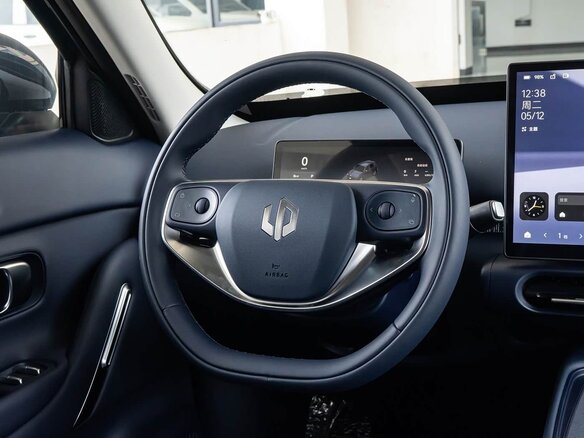 2026 Leapmotor A10 39.8 kWh, голубой, 1575055 рублей - вид 27
